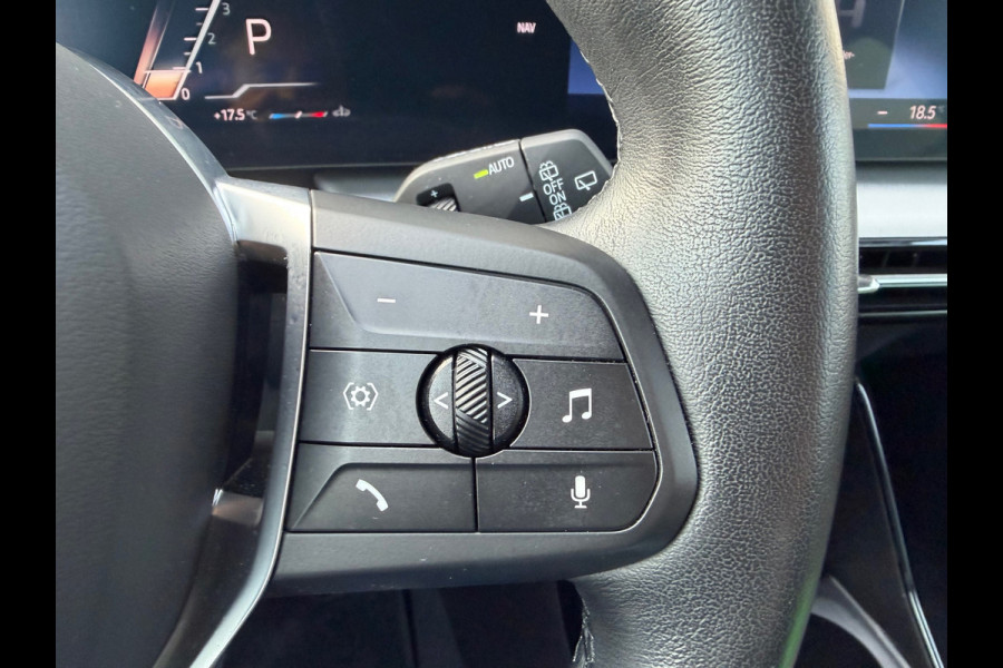 BMW X1 SDrive18i 136PK Aut. | Camera | Carplay | 19" M-Sport | Dealer Ond.