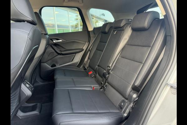 BMW X1 SDrive18i 136PK Aut. | Camera | Carplay | 19" M-Sport | Dealer Ond.