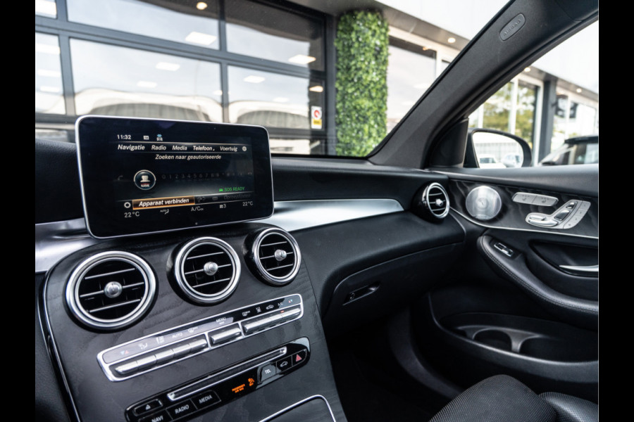 Mercedes-Benz GLC Coupé 350e 4MATIC Premium Plus AMG Night | Luchtvering | Burmester | Pano | Ventilatie