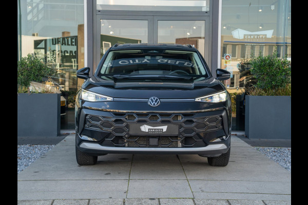 Volkswagen T-Roc 1.5 eTsi Life | Stoelverwarming | Camera | Adaptive Cruise