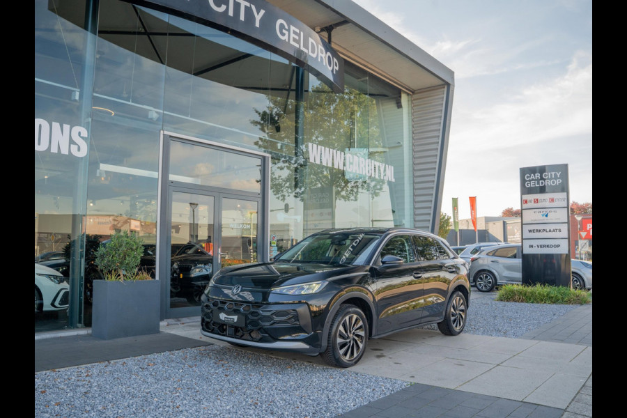 Volkswagen T-Roc 1.5 eTsi Life | Stoelverwarming | Camera | Adaptive Cruise