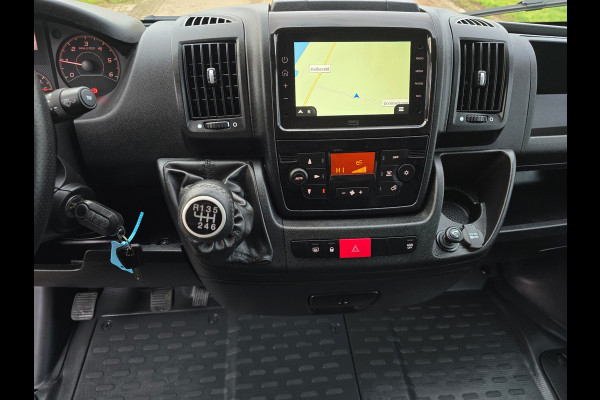 Peugeot Boxer 2.2 BlueHDi L2 H2 3.5T 140 Pk - Euro 6 - Navi - Airco - Cruise Control