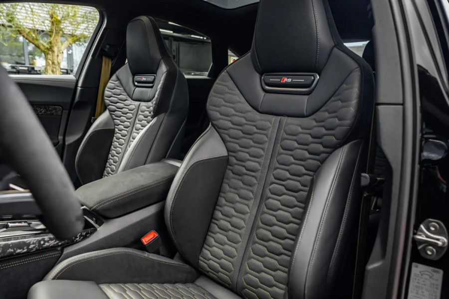 Audi RS5 Limousine 2.9 TFSI 640pk Camouflage Carbon Keramisch