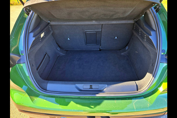 Peugeot 308 1.2 PureTech Allure Pack Business - 130 Pk - Euro 6 - ParkeerCamera - Navi - ACC - Climate Control