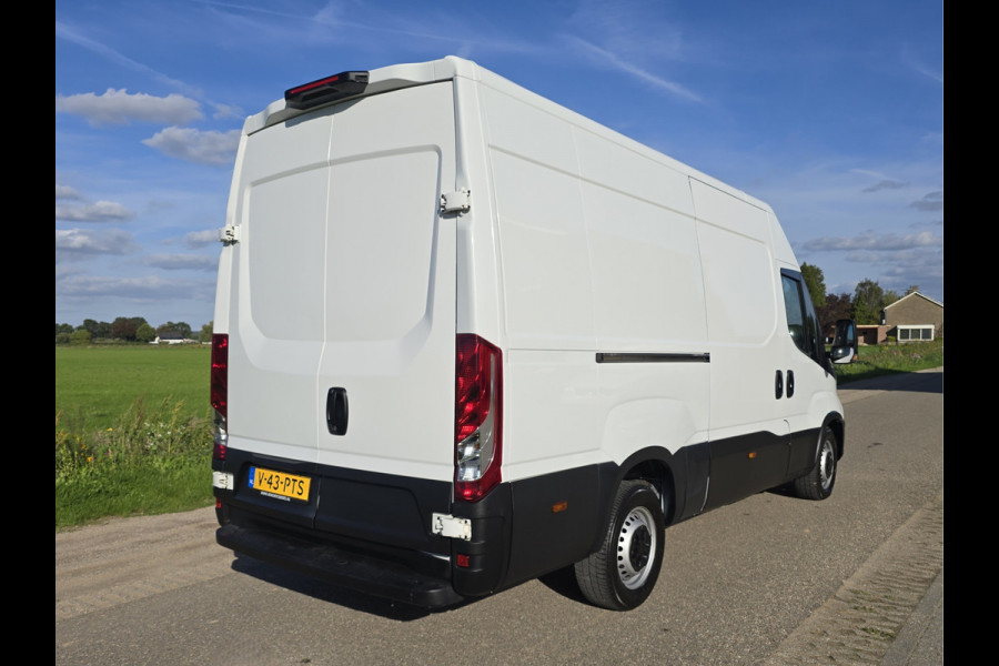 Iveco Daily 35S14V 2.3 352L H2 - 140 Pk - Euro 6 - Airco - Cruise Control