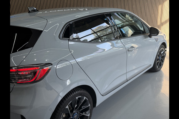 Renault Clio 1.6 E-Tech Full Hybrid 145 esprit Alpine | Groot Navi | Bose | 360 | ACC | Dode hoek | 17" | Carplay | Led | 100% Renault Dealer onderhouden!