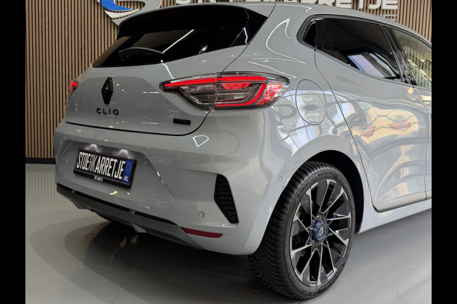 Renault Clio 1.6 E-Tech Full Hybrid 145 esprit Alpine | Groot Navi | Bose | 360 | ACC | Dode hoek | 17" | Carplay | Led | 100% Renault Dealer onderhouden!
