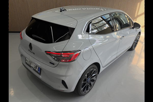 Renault Clio 1.6 E-Tech Full Hybrid 145 esprit Alpine | Groot Navi | Bose | 360 | ACC | Dode hoek | 17" | Carplay | Led | 100% Renault Dealer onderhouden!