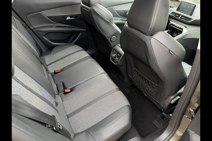 Peugeot 3008 1.2 PureTech Allure l PANO