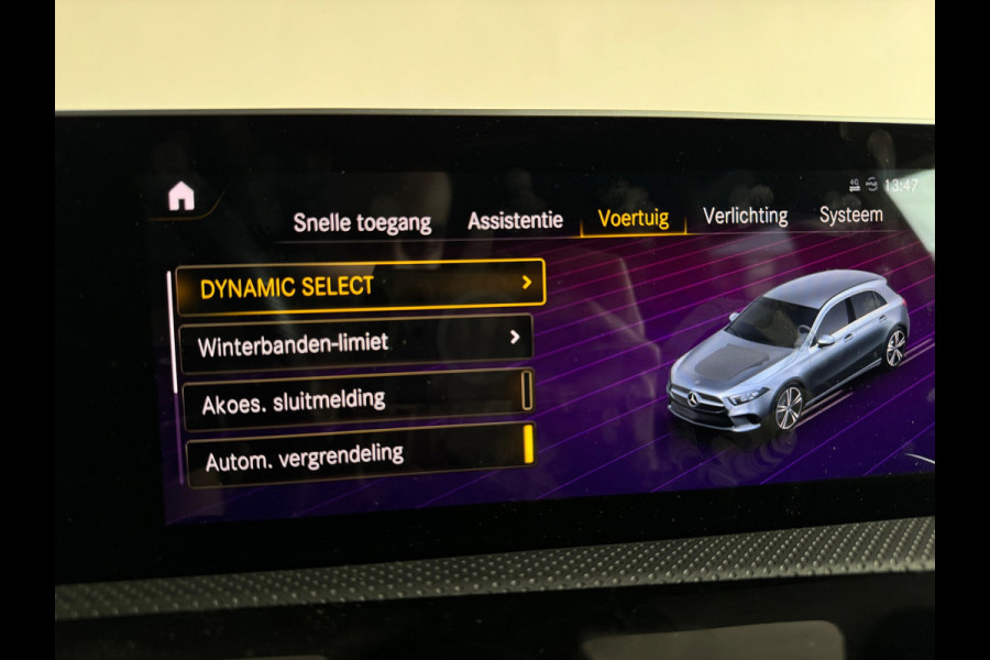 Mercedes-Benz A-Klasse 220 AMG Pano|Burmester|Cruise Control|Sfeer|Lane Assist