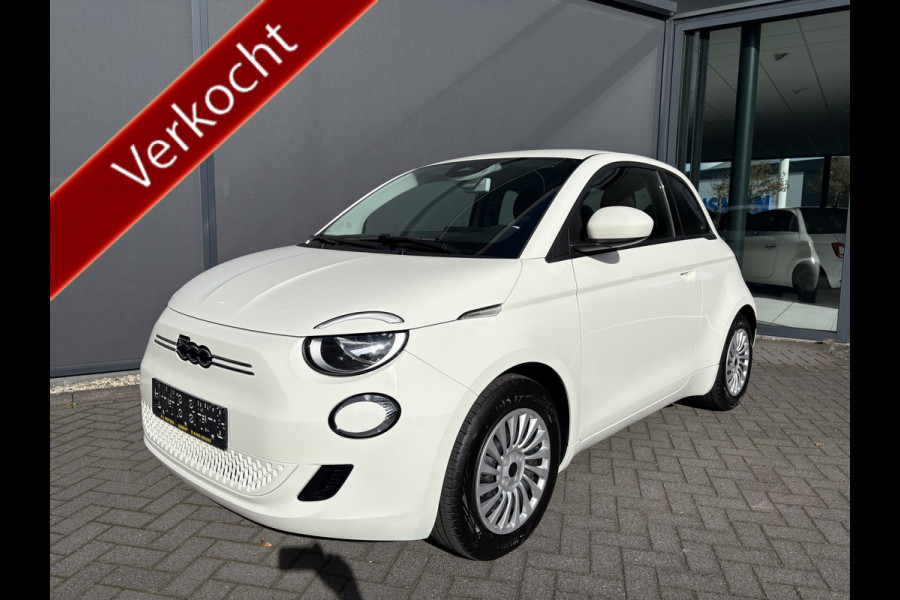 Fiat 500 Icon 42 kWh Airco - Apple carplay - Bluetooth - Cruise control - Keyless start - Navigatie - Licht metalen velgen 16 inch - Draadloze telefoonoplader - Elektrische ramen voor - Led verlichting - Stuur multifunctioneel - Stuur leder - Centrale vergrendeling met afstandsbediening