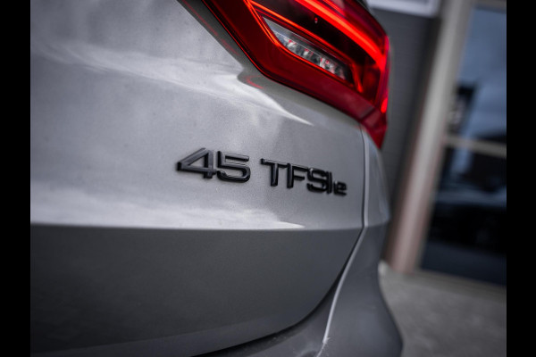 Audi Q3 45 TFSI e S edition 3x S-Line l Pano l 360cam l ACC l 20''