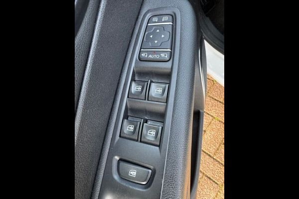 Renault Captur 0.9 TCe Intens Airco/ECC,Navigatie,Camera