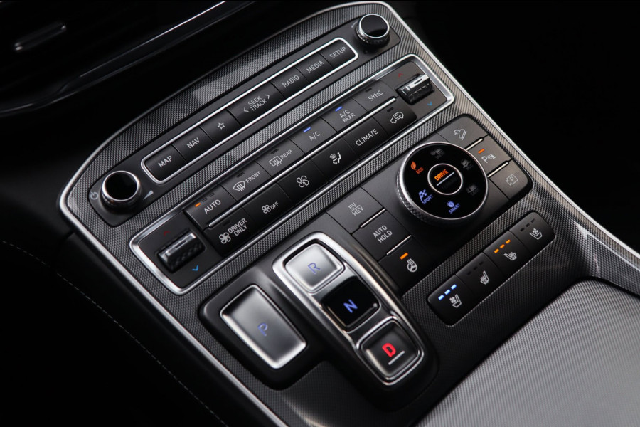 Hyundai Santa Fe 1.6 T-GDI PHEV Premium Plus Sky 7p. / HUD / MEMORY / 360 / ACC / KRELL / KEYLESS