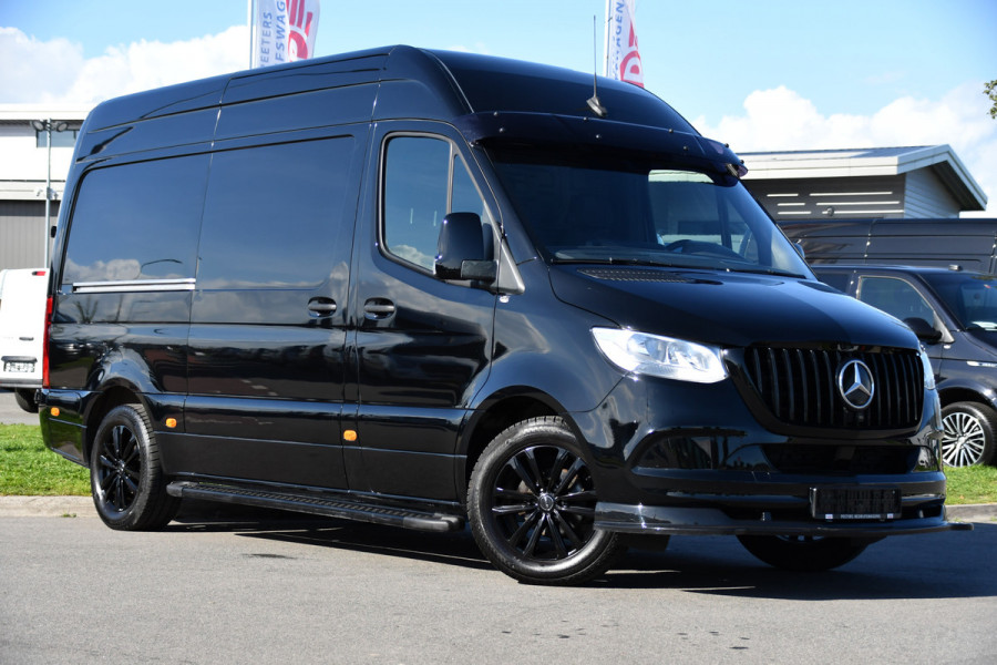 Mercedes-Benz Sprinter 314 2.2 CDI L2H2 RWD Black Edition Camera, Cruise, Carplay, Bearlock, Multimedia, Stoelverwarming, Betimmering, Uniek!