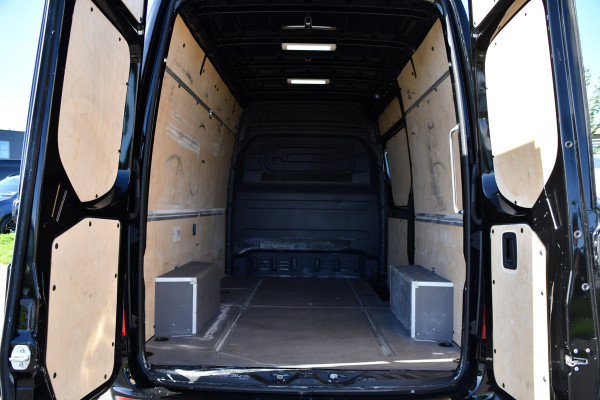 Mercedes-Benz Sprinter 314 2.2 CDI L2H2 RWD Black Edition Camera, Cruise, Carplay, Bearlock, Multimedia, Stoelverwarming, Betimmering, Uniek!