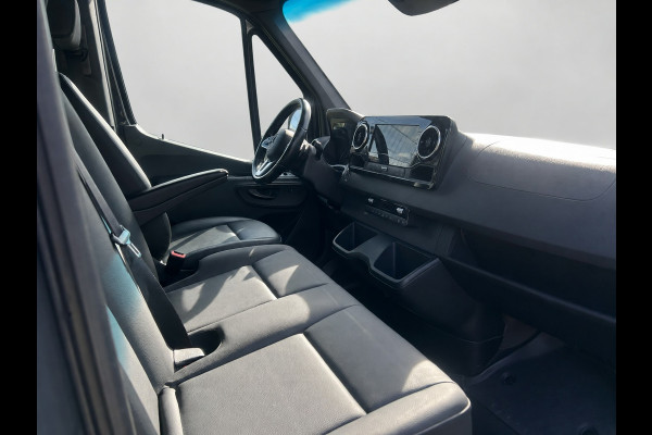 Mercedes-Benz Sprinter 314 2.2 CDI L2H2 PB Edition Full Options! 360 Camera, Cruise, LED, Leder, Automaat, Standkachel, Voorruit verwarming, Trekhaak, 10,5'' Mbux, Uniek!