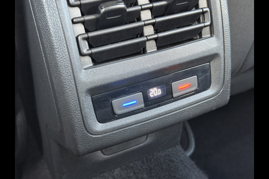 Volkswagen Golf 1.5 eTSI DSG IQ 18'' Massage Sfeer ACC DCC