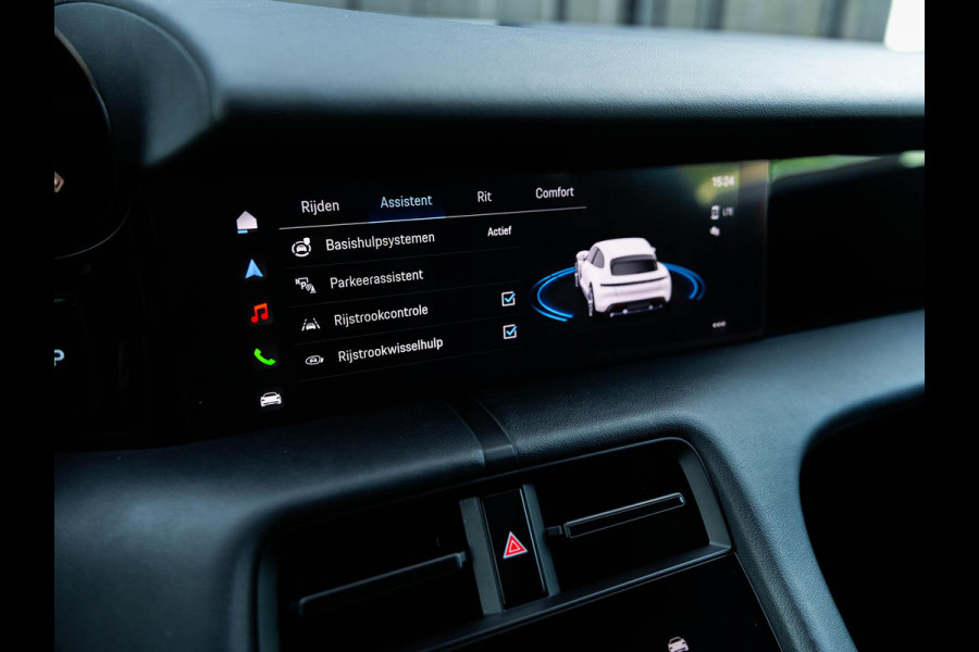 Porsche Taycan Cross Turismo 4 93 kWh | Bose sound | Adaptive Cruise Control | Camera | Panoramadak | Color Krijt 3H