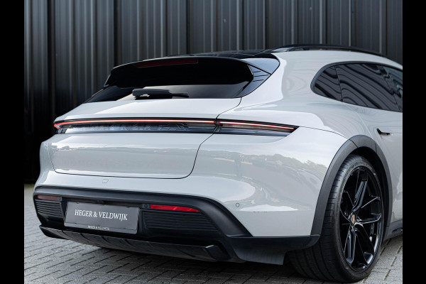 Porsche Taycan Cross Turismo 4 93 kWh | Bose sound | Adaptive Cruise Control | Camera | Panoramadak | Color Krijt 3H