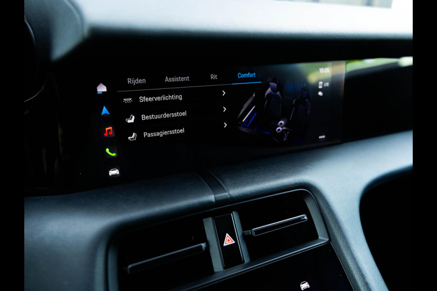 Porsche Taycan Cross Turismo 4 93 kWh | Bose sound | Adaptive Cruise Control | Camera | Panoramadak | Color Krijt 3H