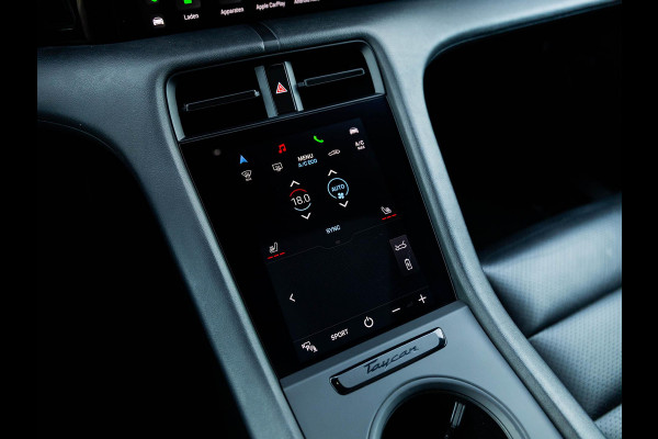 Porsche Taycan Cross Turismo 4 93 kWh | Bose sound | Adaptive Cruise Control | Camera | Panoramadak | Color Krijt 3H