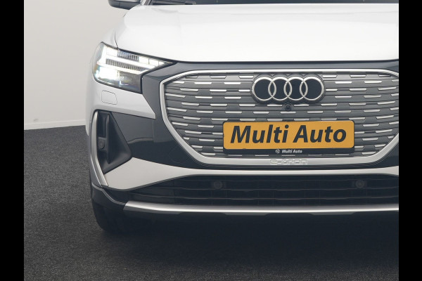 Audi Q4 e-tron 40 S Line 77 kWh 204pk Dealer O.H. | Panodak | Adaptive Cruise | Head Up | Camera | Matrix LED | Camera | Warmtepomp | Sportstoelen Memory & Verwarmd | Stuur Verwarmd | Apple Carplay | Navigatie | DAB |