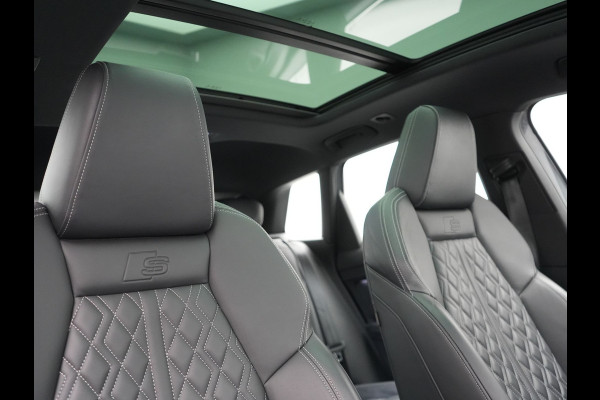Audi Q4 e-tron 35 2x S Line 55 kWh 170pk Dealer O.H. | Panodak | Lederen Sportstoelen Memory | Adaptive Cruise | Head Up | 360 Camera | Sonos Audio | Matrix LED | Keyless | Blis | Apple Carplay | Navigatie | DAB |