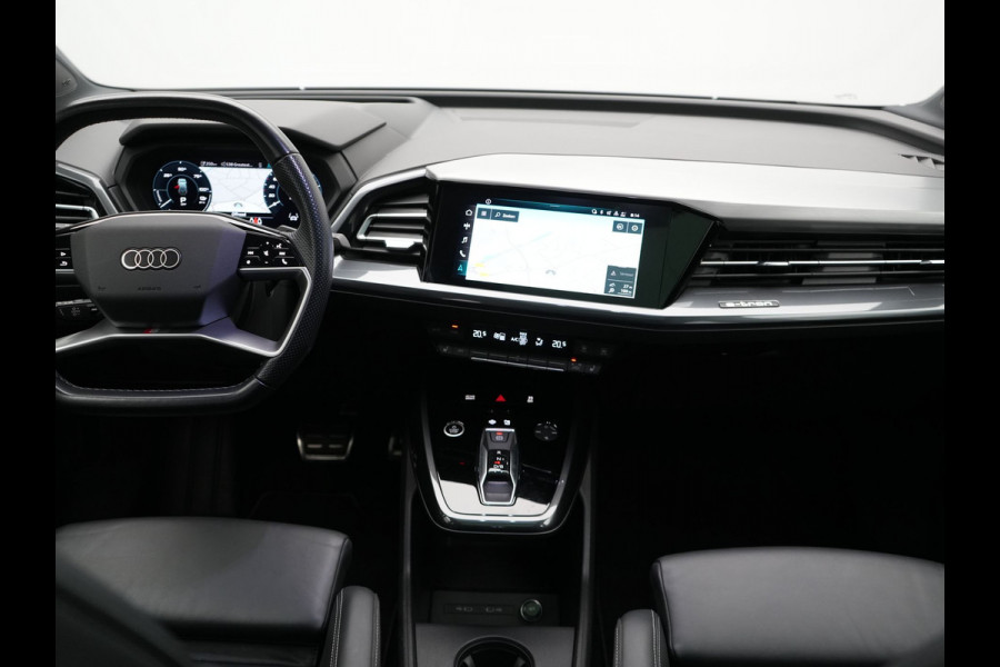 Audi Q4 e-tron 35 2x S Line 55 kWh 170pk Dealer O.H. | Panodak | Lederen Sportstoelen Memory | Adaptive Cruise | Head Up | 360 Camera | Sonos Audio | Matrix LED | Keyless | Blis | Apple Carplay | Navigatie | DAB |