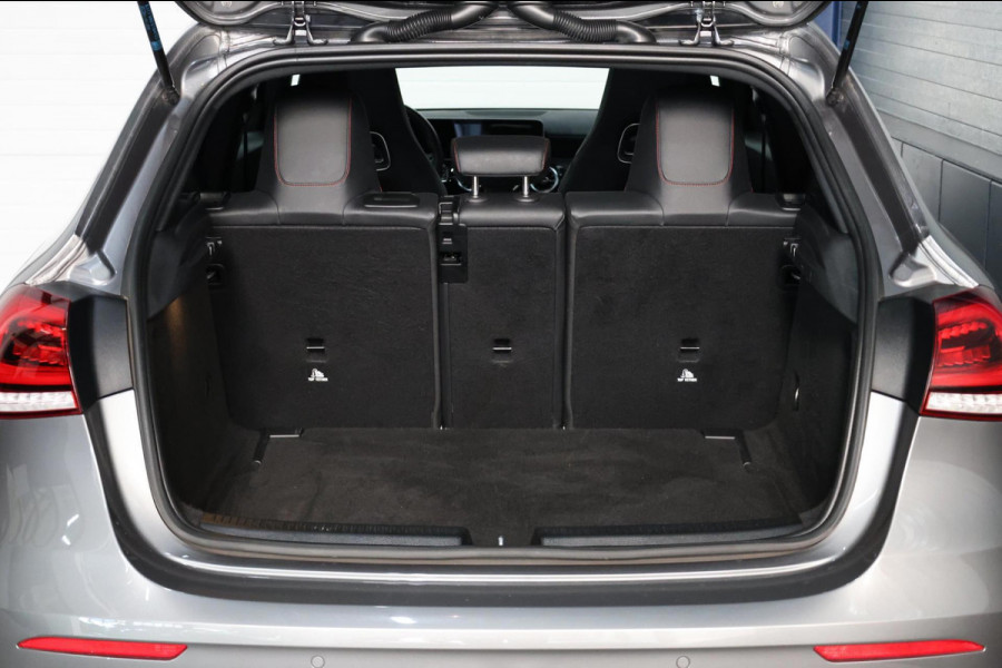 Mercedes-Benz A-Klasse 180 AMG Line BTW/LED/VIRTUAL/PANO/HALF LEER+ALCANTARA+S.VERWARMIN/18"LMV/CAM/ACC/ECC/12 MDN GARANTIE!