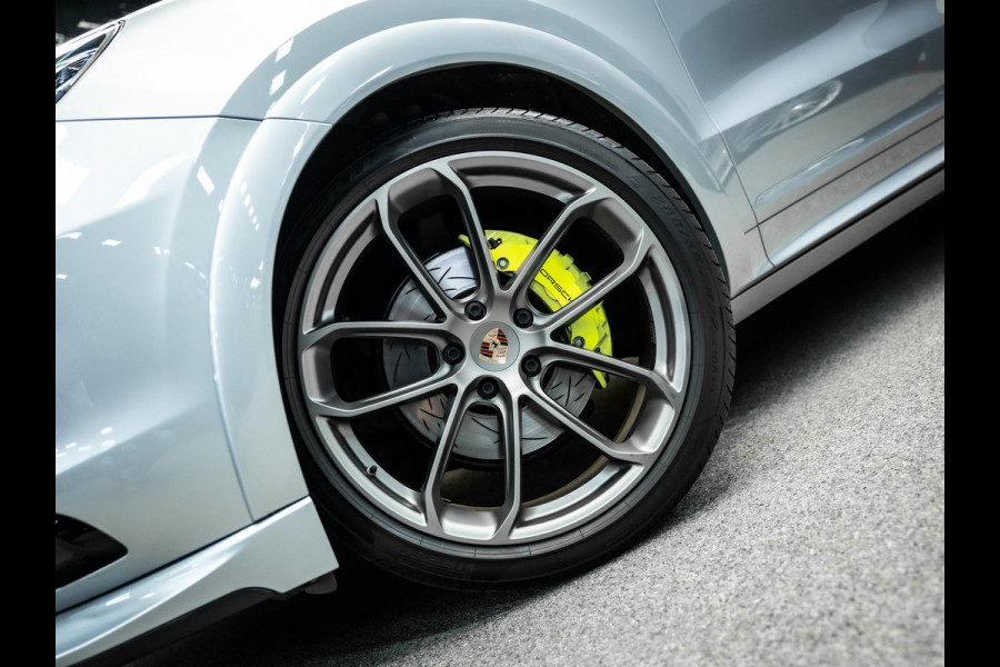 Porsche Cayenne Coupé 3.0 E-Hybrid Mooi uitgevoerde Cayenne Uniek