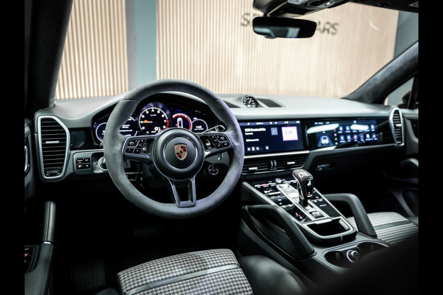 Porsche Cayenne Coupé 3.0 E-Hybrid Mooi uitgevoerde Cayenne Uniek