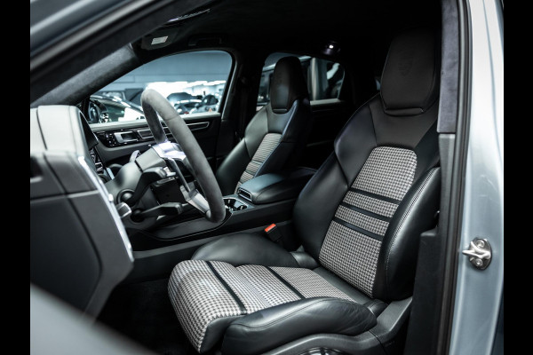 Porsche Cayenne Coupé 3.0 E-Hybrid Mooi uitgevoerde Cayenne Uniek