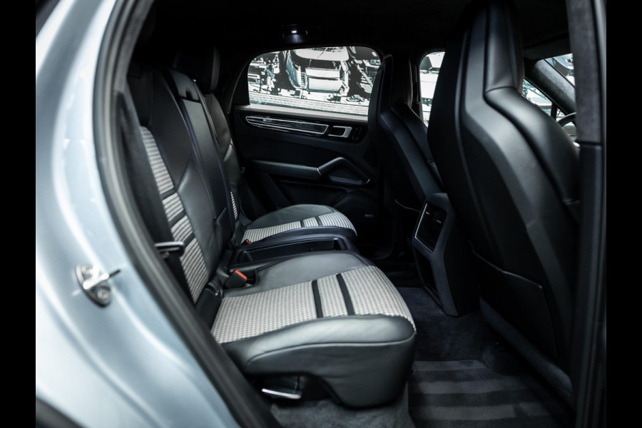 Porsche Cayenne Coupé 3.0 E-Hybrid Mooi uitgevoerde Cayenne Uniek
