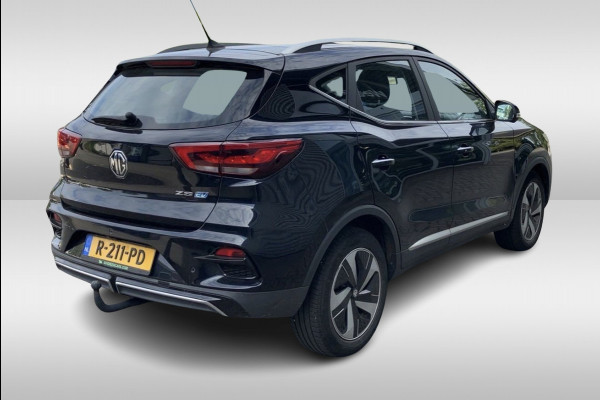 MG Mg zs ev EV Long Range Luxury 70 kWh / Trekhaak / Panoramadak / Camera / Leder / CarPlay / Keyless / 17'' / Stoelverwarming / Dodehoek / DAB / ACC