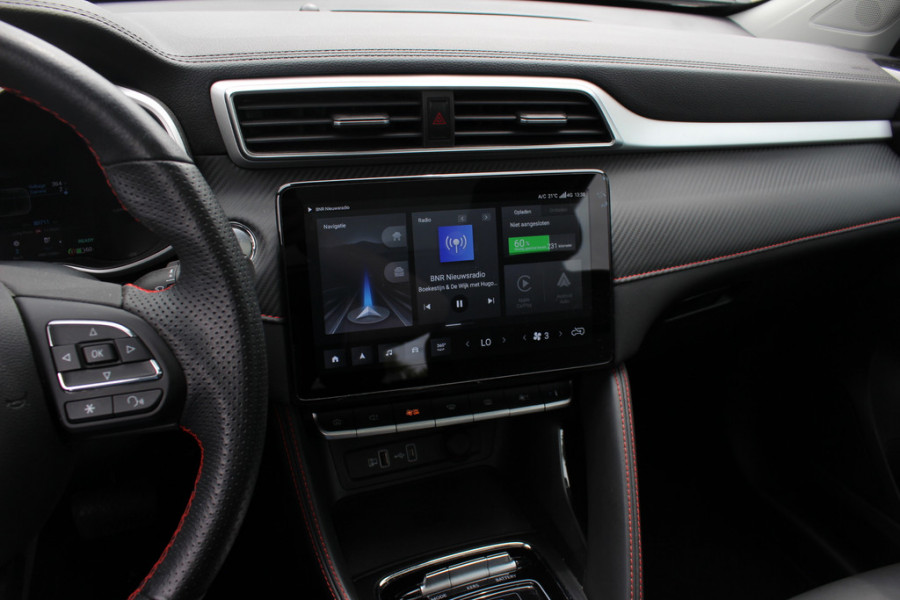 MG Mg zs ev EV Long Range Luxury 70 kWh / Trekhaak / Panoramadak / Camera / Leder / CarPlay / Keyless / 17'' / Stoelverwarming / Dodehoek / DAB / ACC
