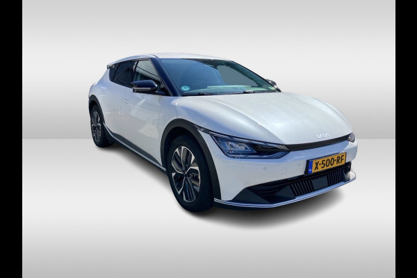 Kia Ev6 Light Edition 58 kWh / SOH 100% / Camera / Navigatie / Keyless / 19'' / DAB  / Stuur+Stoelverwarming / Dodehoek / ACC