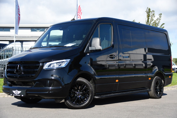 Mercedes-Benz Sprinter 319 3.0 CDI L2H1 DC Black Edition FULL OPTIONS! 360 Camera, Adaptieve Cruise, LED, 2 x Stoelverwarming, Standkacel, Autmaat, 10,5'' Mbux, Sensoren, Uniek!