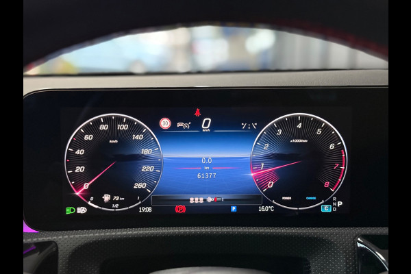 Mercedes-Benz CLA-Klasse 180 Star Edition AMG Line