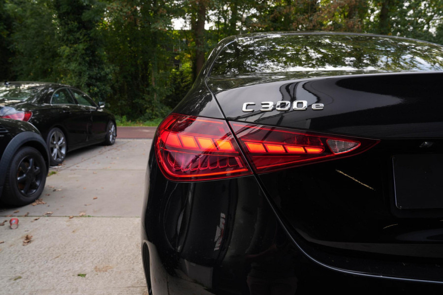 Mercedes-Benz C-Klasse 300 e Business Solution Luxury |Pano|360 Camera|Memory|