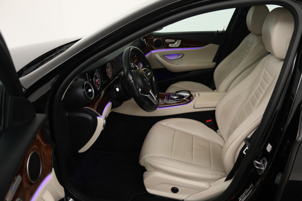 Mercedes-Benz E-Klasse 300 e Advantage (CAMERA, STOELVERWARMING/VERKOELING, ELEKTR STOELEN, SFEERVERLICHTING)