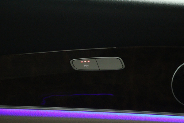 Mercedes-Benz E-Klasse 300 e Advantage (CAMERA, STOELVERWARMING/VERKOELING, ELEKTR STOELEN, SFEERVERLICHTING)