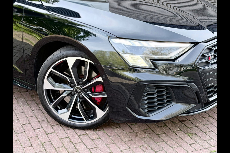 Audi A3 Sportback 2.0 TFSI S3 quattro B&O/HuD/Memory/Pano
