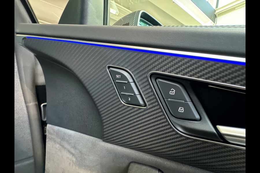 Audi RSQ8 4.0 TFSI quattro Performance Pano|Ceramic|Carbon|Trekhaak