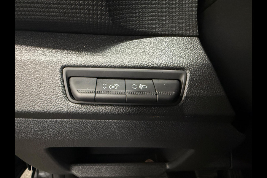 Renault Trafic 2.0 Blue dCi 130PK T30 L2H1 Advance Airco Bluetooth Camera Cruise Control Parkeersensoren Trekhaak