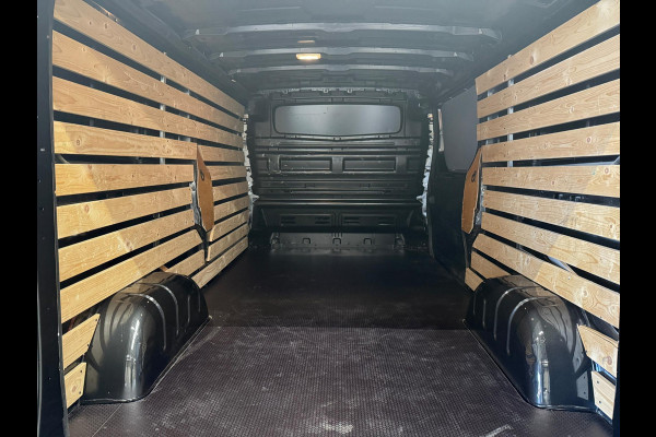Renault Trafic 2.0 Blue dCi 130PK T30 L2H1 Advance Airco Bluetooth Camera Cruise Control Parkeersensoren Trekhaak