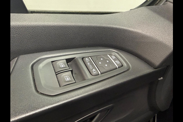 Renault Trafic 2.0 Blue dCi 130PK T30 L2H1 Advance Airco Bluetooth Camera Cruise Control Parkeersensoren Trekhaak