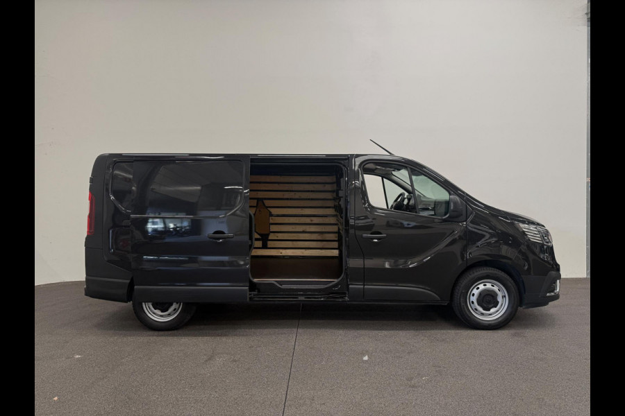 Renault Trafic 2.0 Blue dCi 130PK T30 L2H1 Advance Airco Bluetooth Camera Cruise Control Parkeersensoren Trekhaak