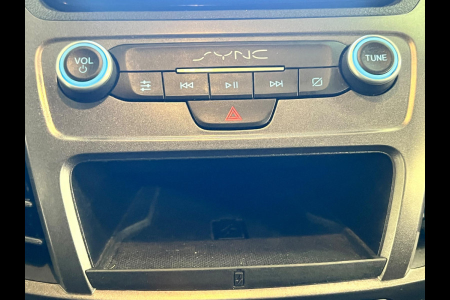 Ford Transit Connect 1.5 EcoBlue L2 Trend Automaat Stoelverwarming Airco Navigatie Camera Cruise Control Parkeersensoren Voorruit Verwarming