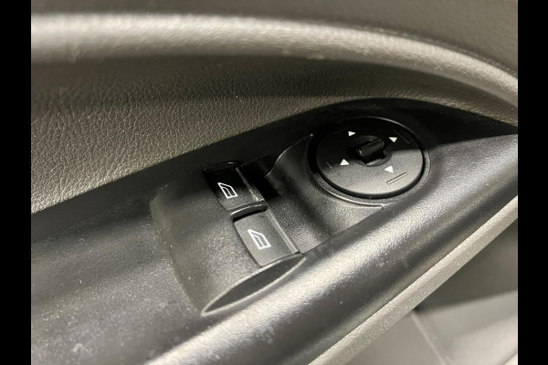 Ford Transit Connect 1.5 EcoBlue L2 Trend Automaat Stoelverwarming Airco Navigatie Camera Cruise Control Parkeersensoren Voorruit Verwarming